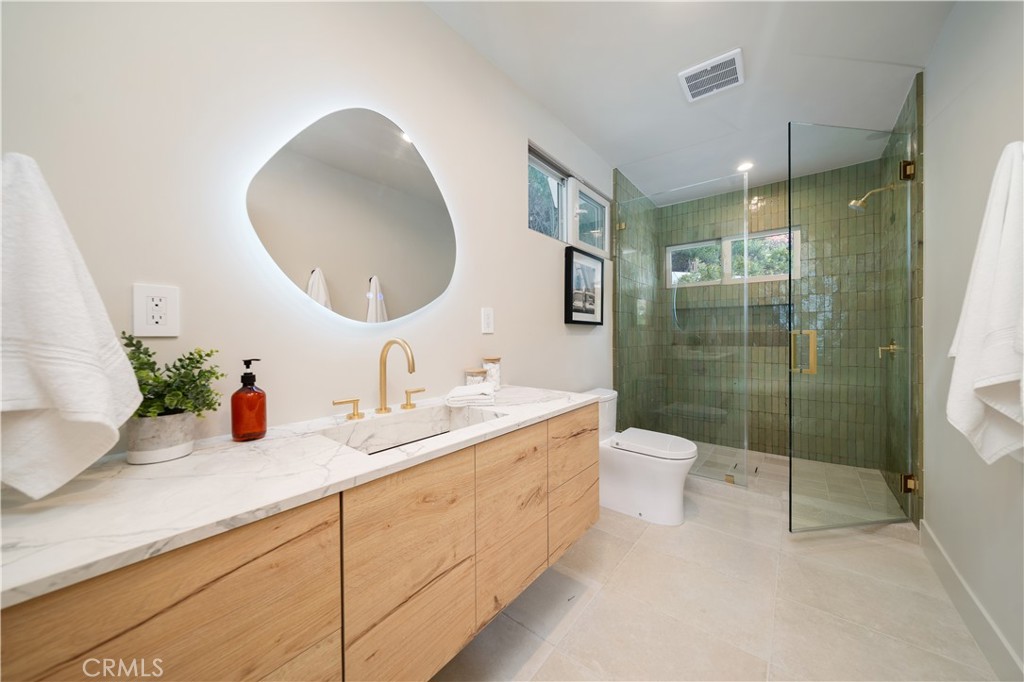 3240 Longridge Avenue Property Photo 46