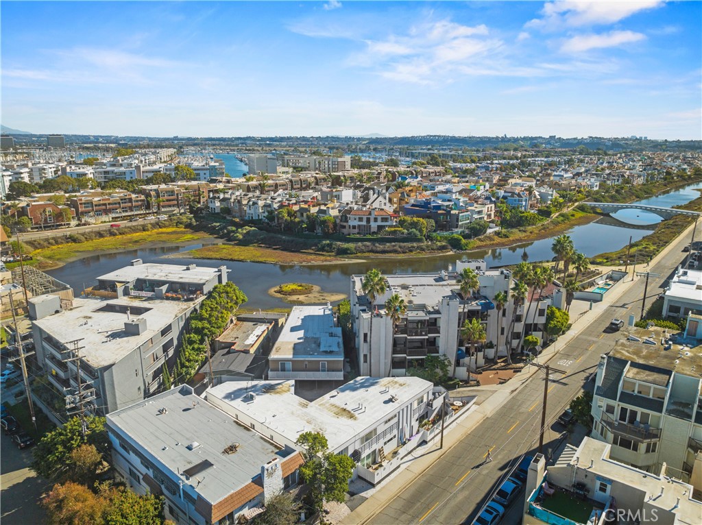 3906 Pacific Avenue Property Photo 75
