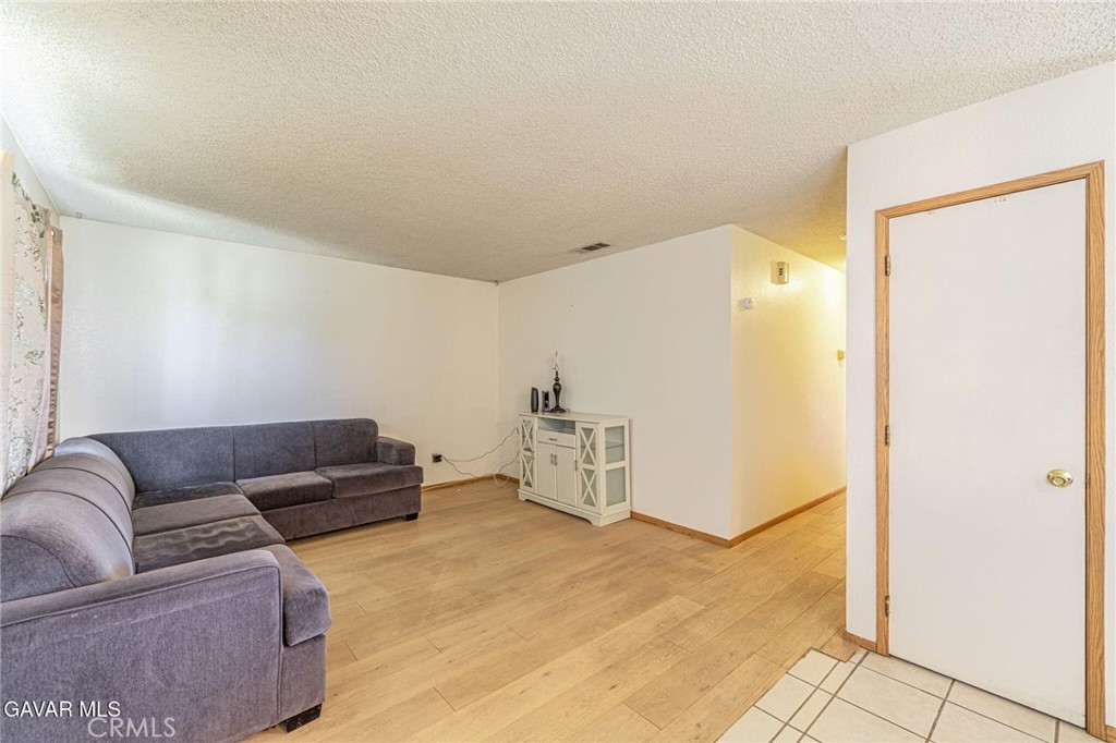 8119 Walpole Avenue Property Photo 7