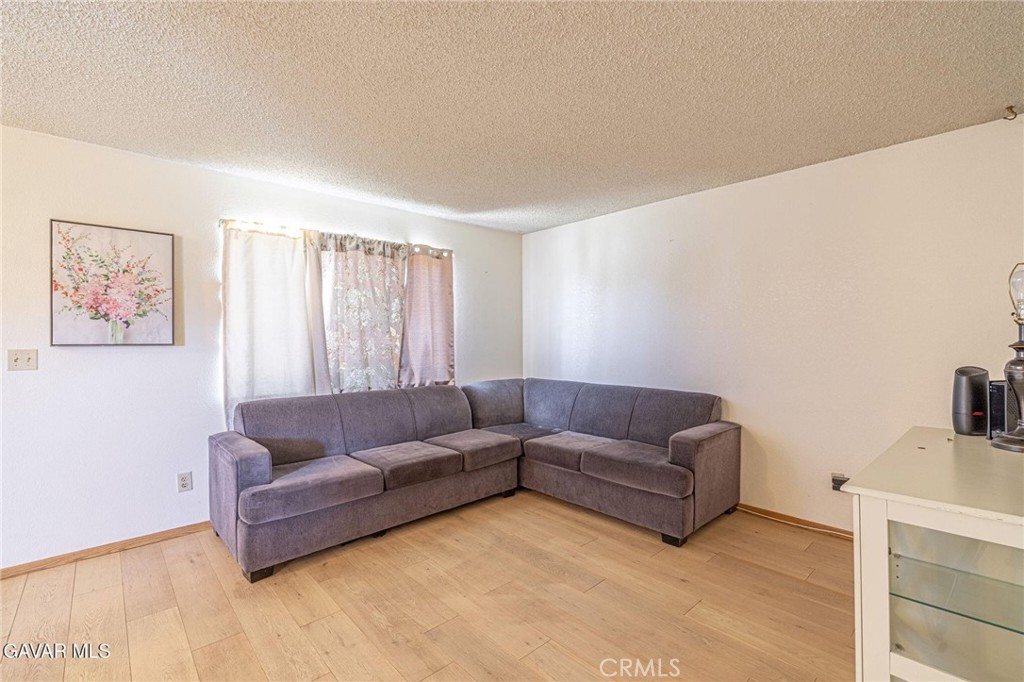 8119 Walpole Avenue Property Photo 11