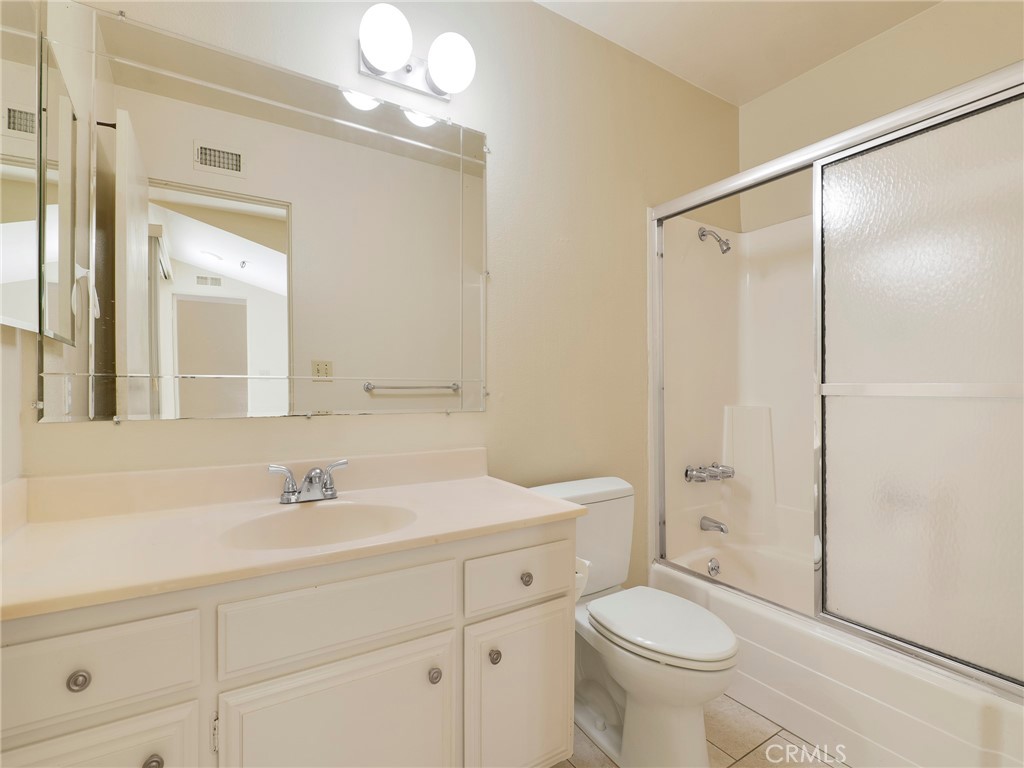 1184 S Westlake D Property Photo 27