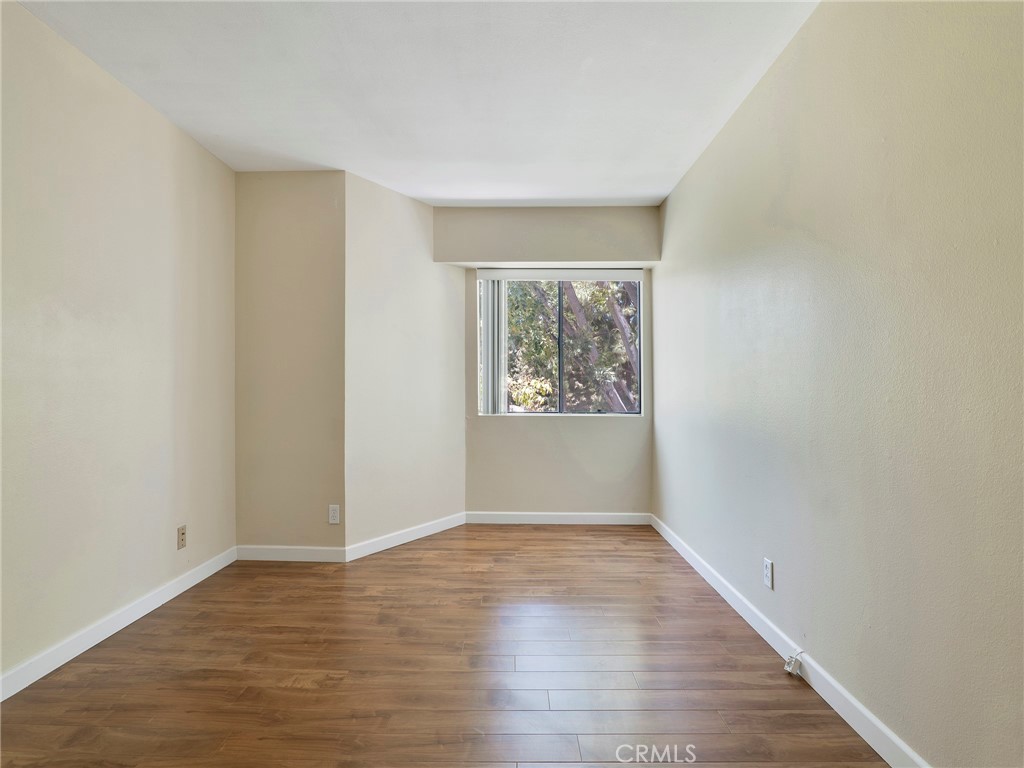 1184 S Westlake D Property Photo 28
