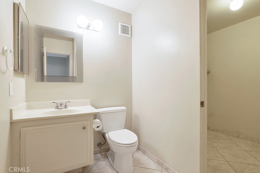 1184 S Westlake D Property Photo 38