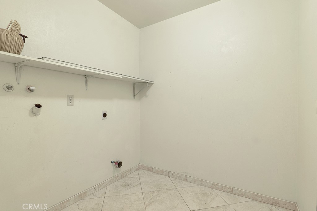 1184 S Westlake D Property Photo 39