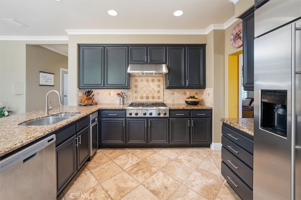 23707 Bluestone Property Photo 4