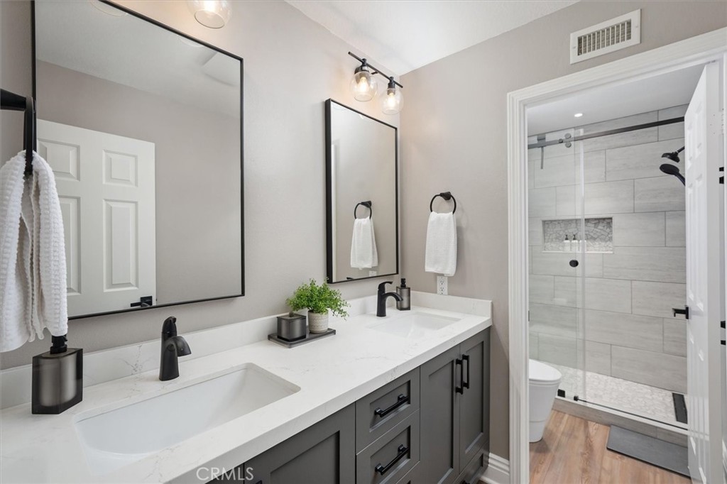 23707 Bluestone Property Photo 38