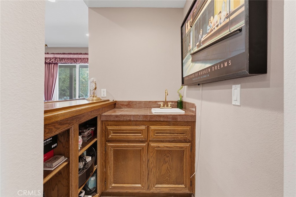 22128 Palais Place Property Photo 13