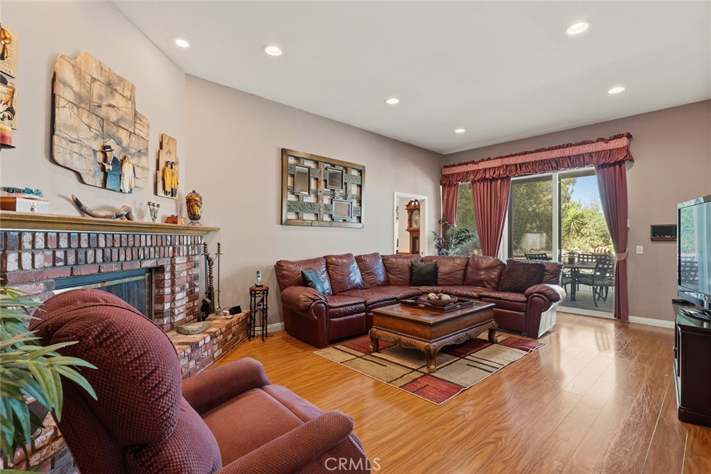 22128 Palais Place Property Photo 14