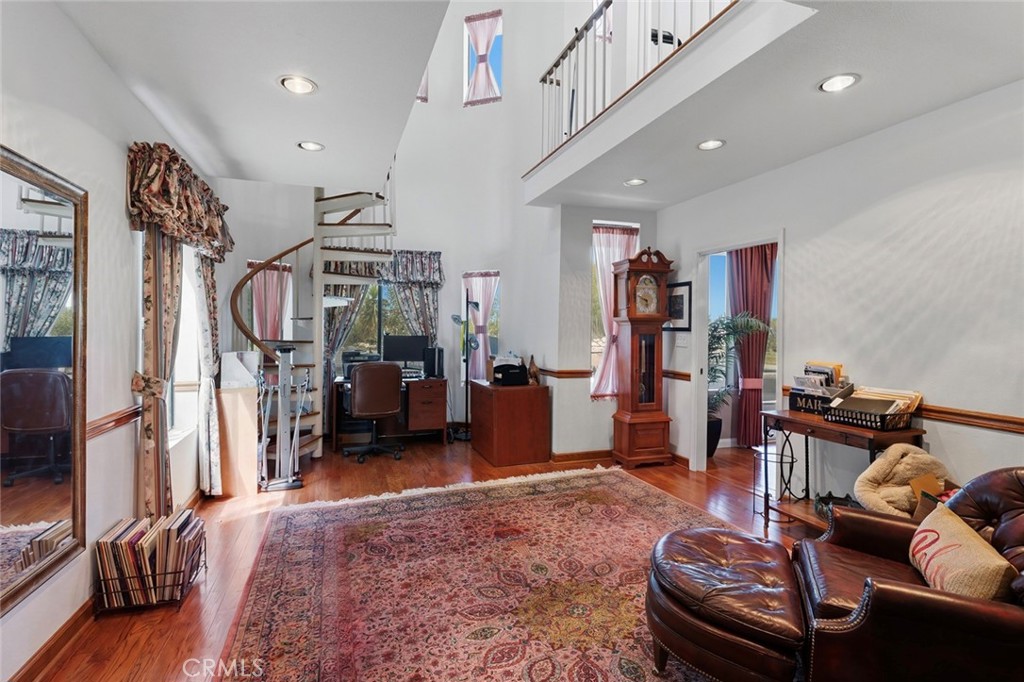 22128 Palais Place Property Photo 16