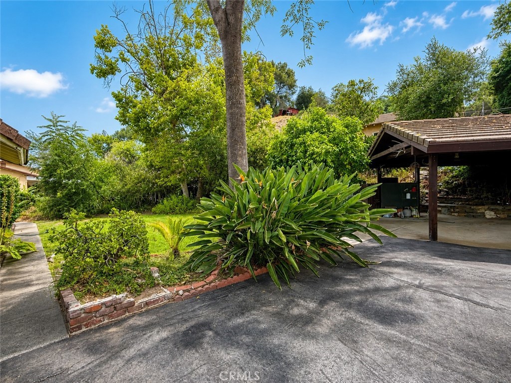 700 S Corrida Drive Property Photo 14