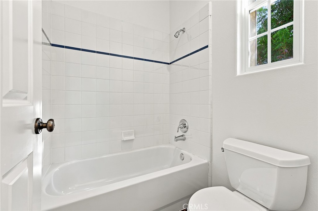 26861 Chaucer Place Property Photo 45