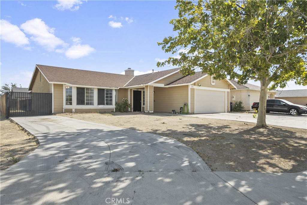 2100 Matthew Avenue Property Photo 1