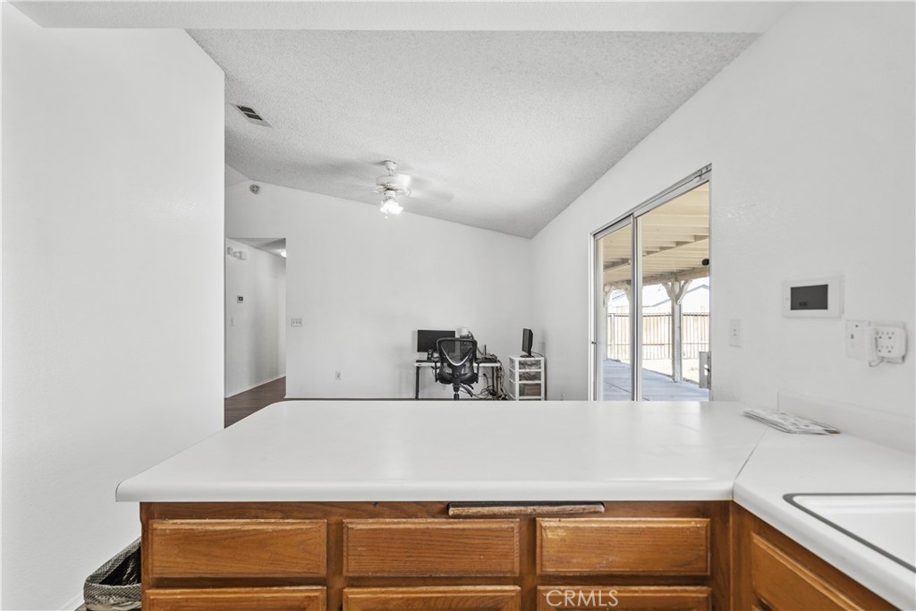 2100 Matthew Avenue Property Photo 15