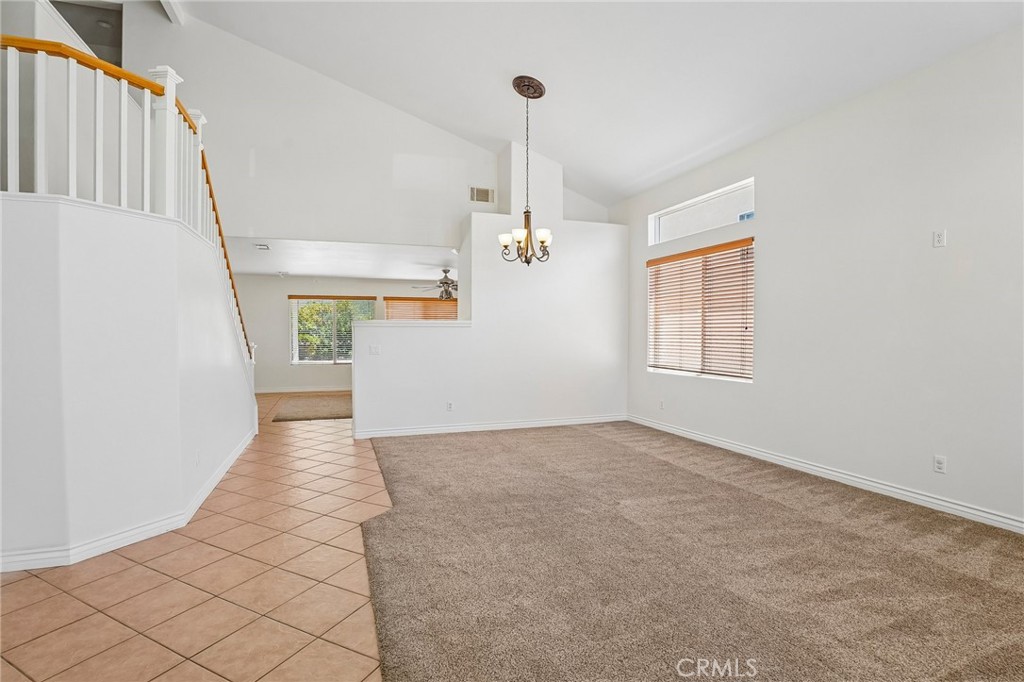 21117 Oakleaf Canyon Drive Property Photo 5
