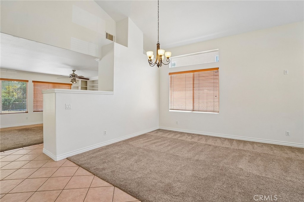 21117 Oakleaf Canyon Drive Property Photo 8