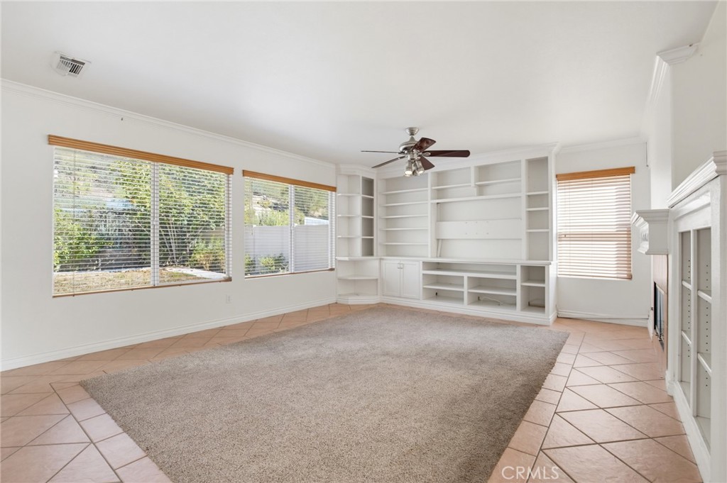 21117 Oakleaf Canyon Drive Property Photo 9