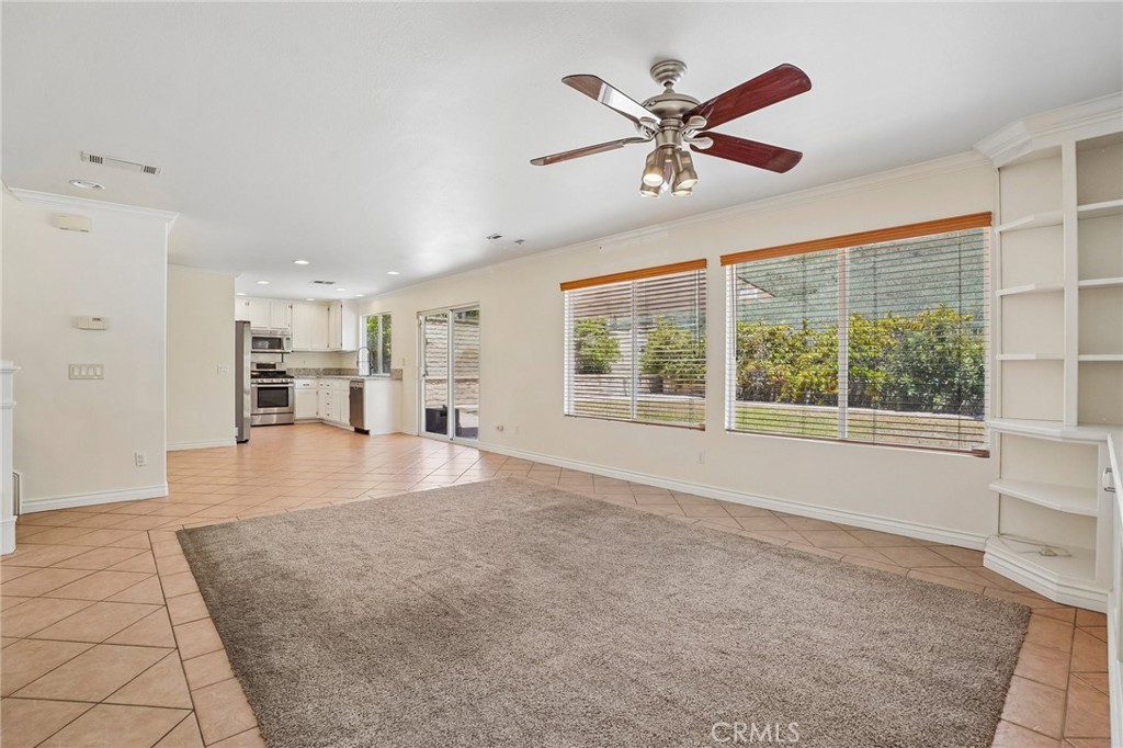 21117 Oakleaf Canyon Drive Property Photo 12