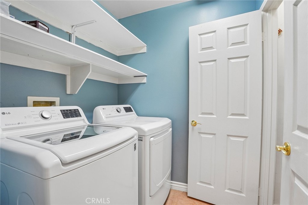 21117 Oakleaf Canyon Drive Property Photo 21