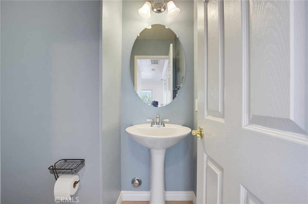 21117 Oakleaf Canyon Drive Property Photo 23