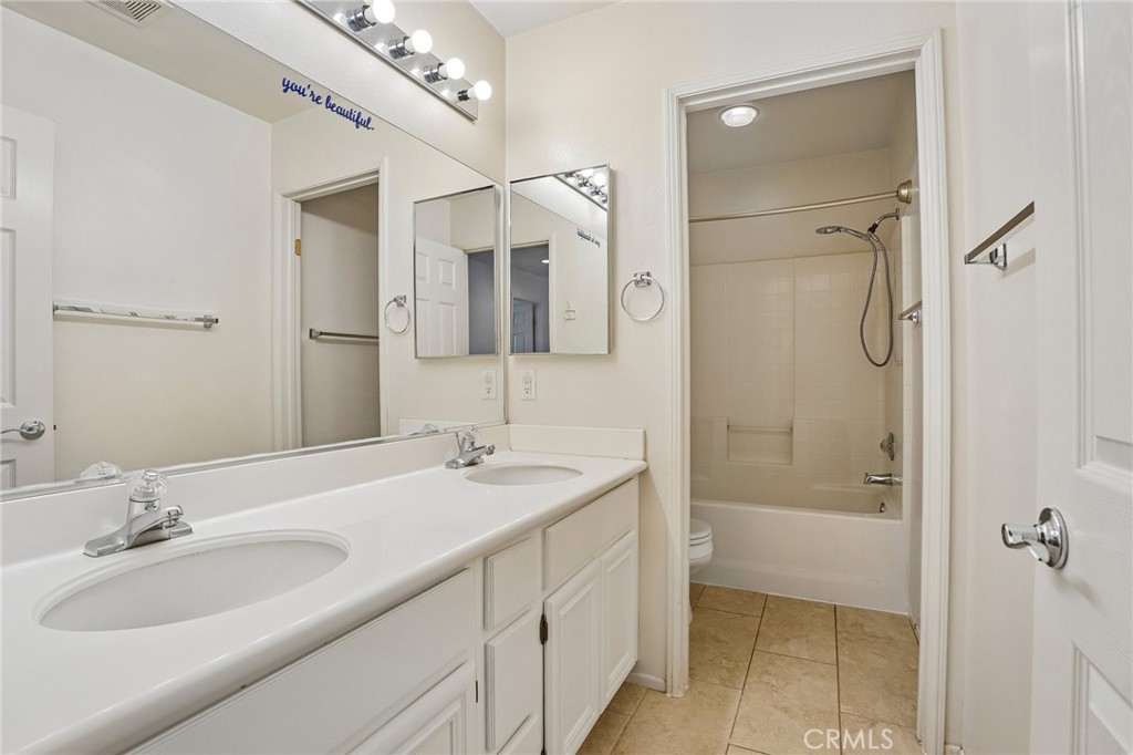 21117 Oakleaf Canyon Drive Property Photo 28