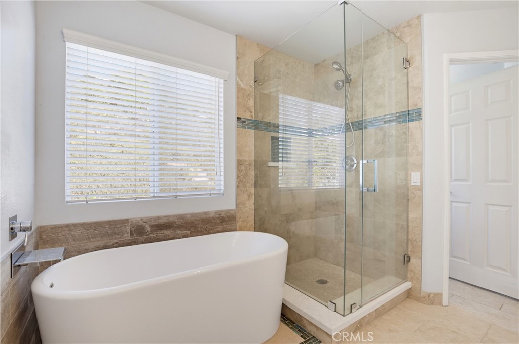 21117 Oakleaf Canyon Drive Property Photo 32