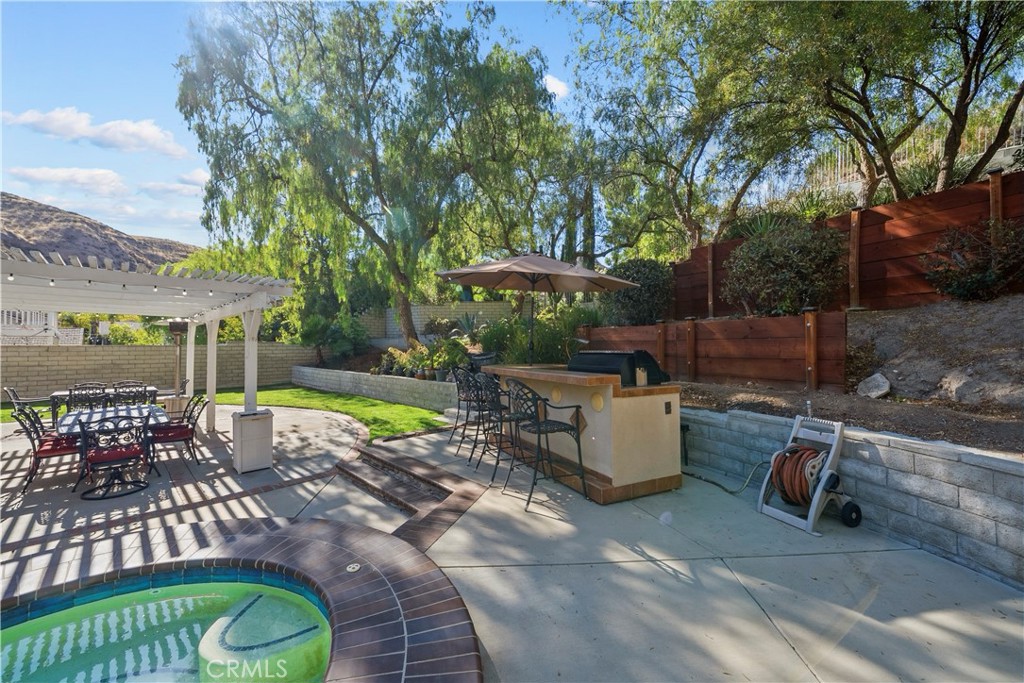 14651 Laurel Court Property Photo 32
