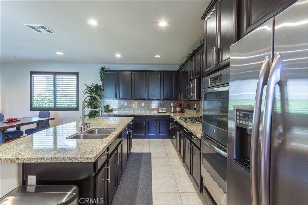 28502 Vista Del Rio Property Photo 7