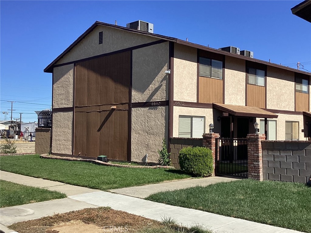 44652 Beech Avenue A Property Photo 1