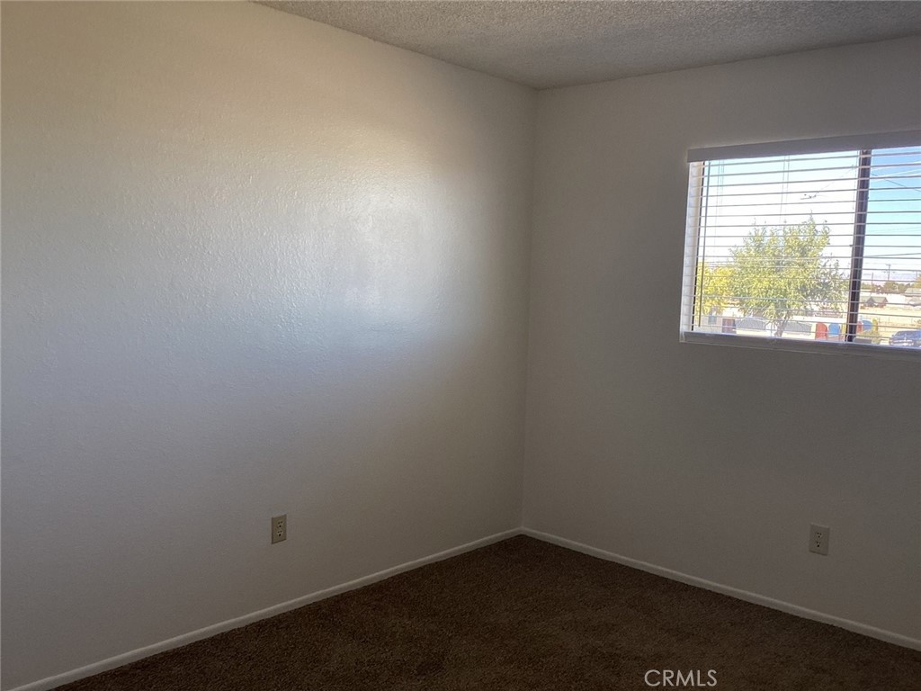 44652 Beech Avenue A Property Photo 7