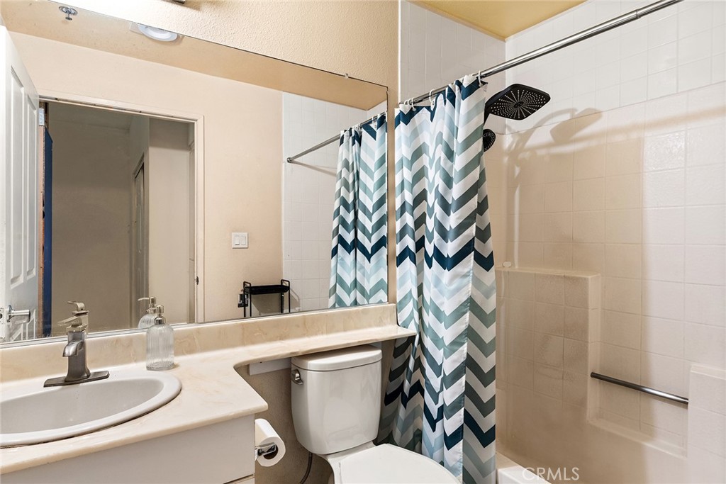 19350 Sherman Way 139 Property Photo 9