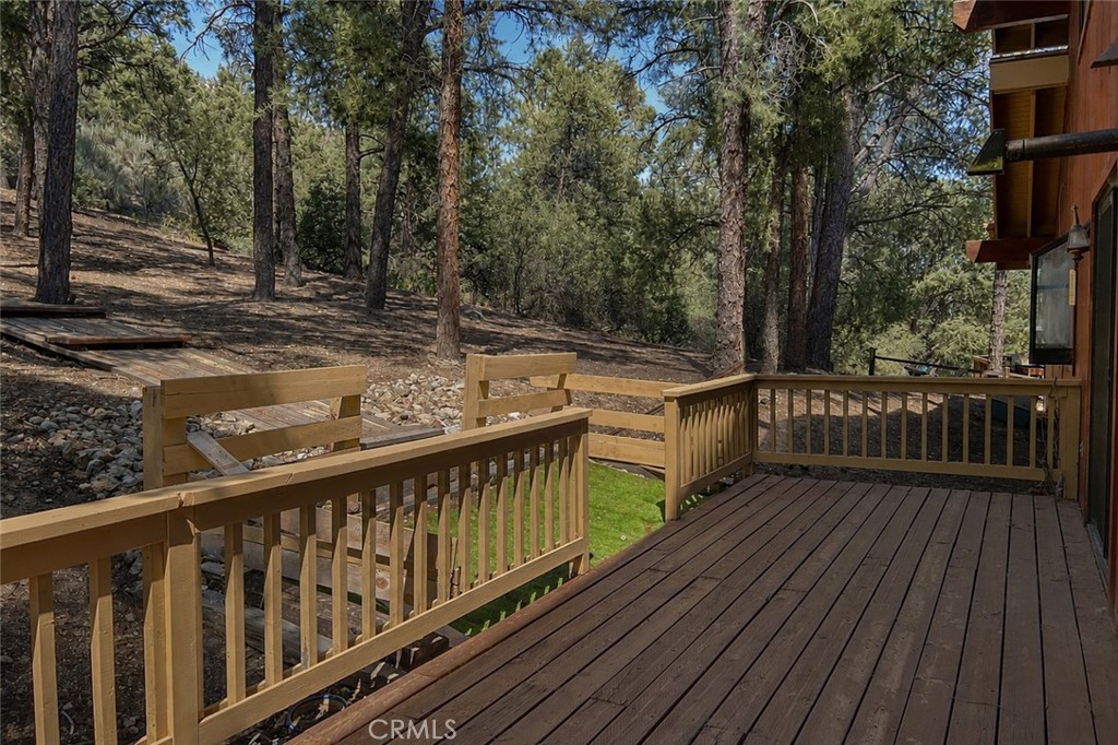 16421 Grizzly Drive Property Photo 8