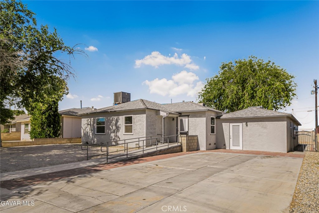 44503 Fern Avenue Property Photo 1