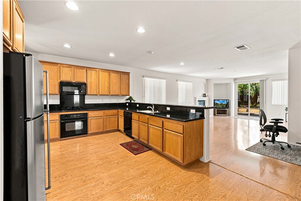 39939 Borica Court Property Photo 10