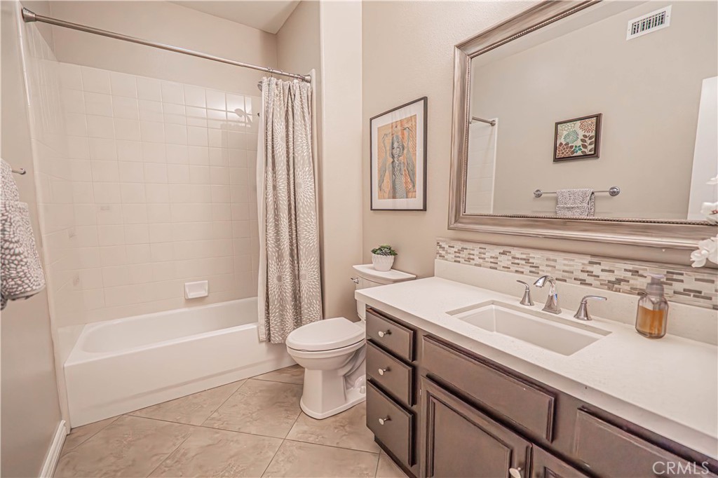 28076 Bridlewood Drive Property Photo 15
