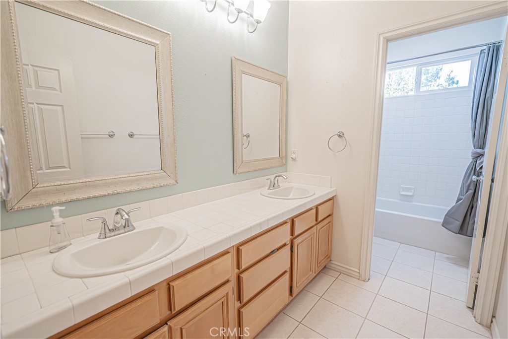 28076 Bridlewood Drive Property Photo 27