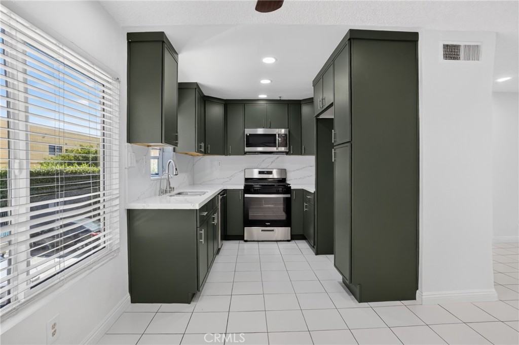 8828 Burnet Ave 9 Property Photo 2