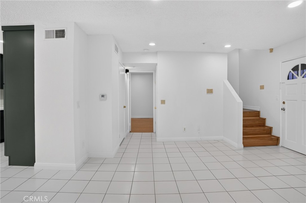 8828 Burnet Ave 9 Property Photo 7