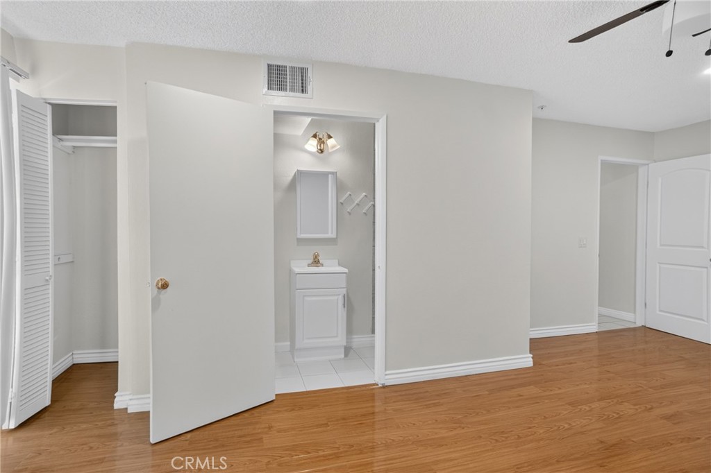 8828 Burnet Ave 9 Property Photo 21