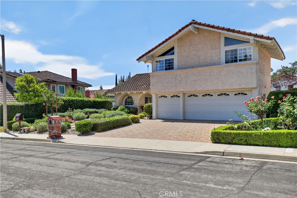 2082 Lindengrove Street Property Photo 1