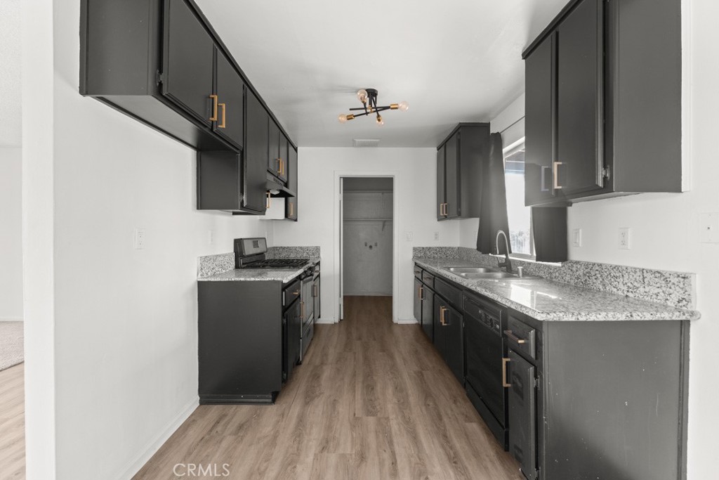 8560 Nipa Avenue Property Photo 10