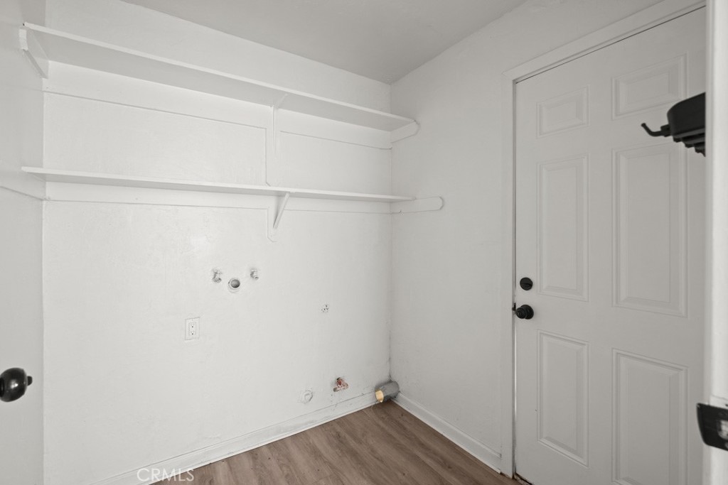 8560 Nipa Avenue Property Photo 24