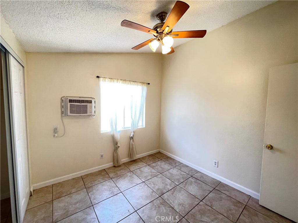 21219 Kenniston Property Photo 22