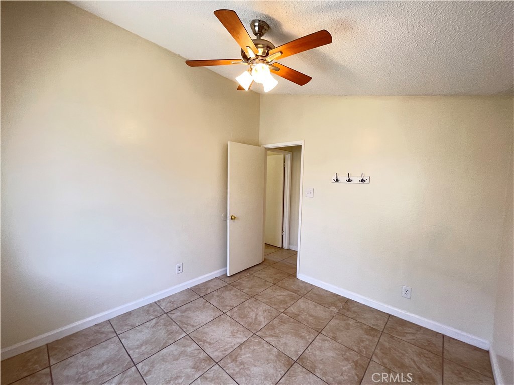 21219 Kenniston Property Photo 23