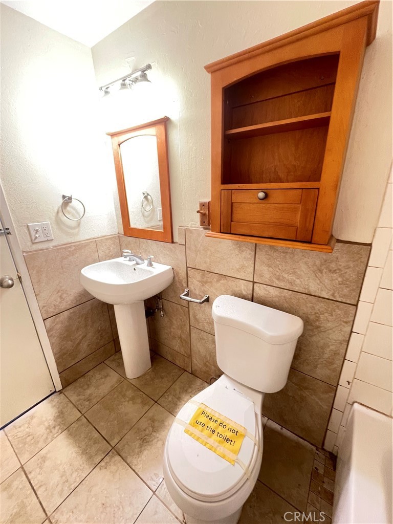 21219 Kenniston Property Photo 38