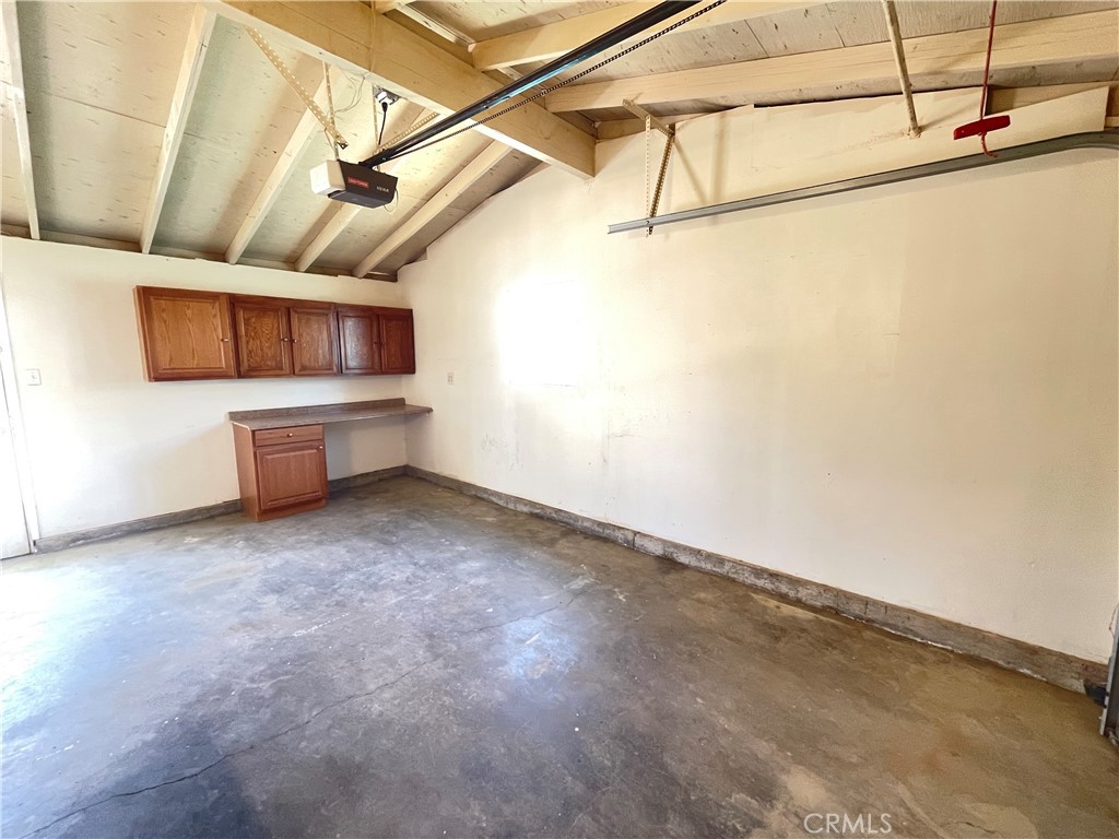 21219 Kenniston Property Photo 44