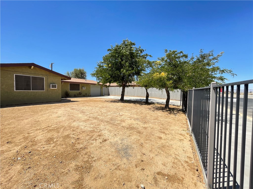 21219 Kenniston Property Photo 56