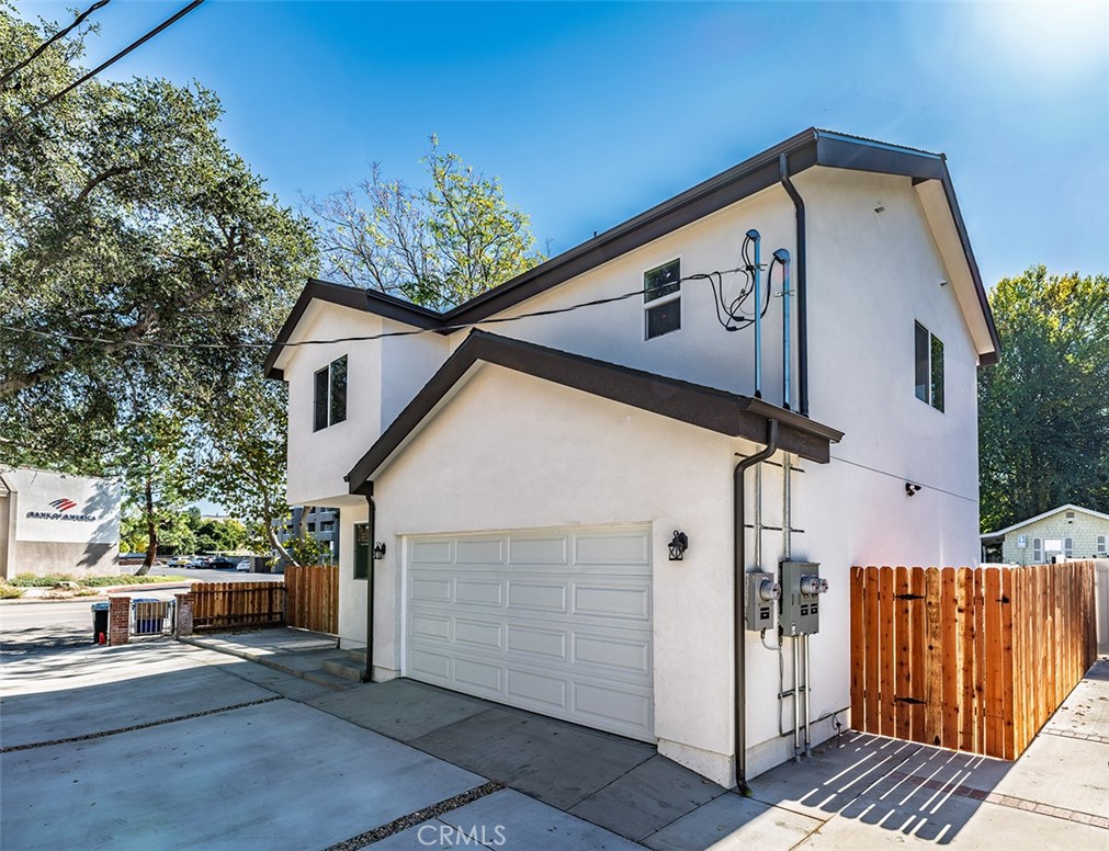 24743 Valley 1 Property Photo 1