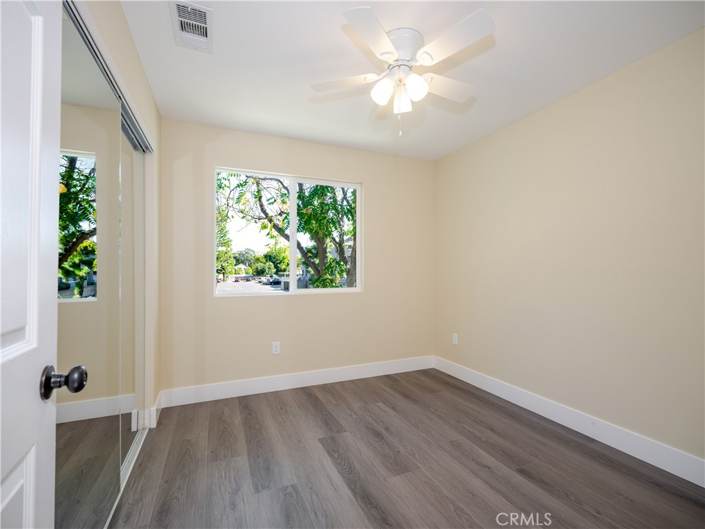 24743 Valley 1 Property Photo 16