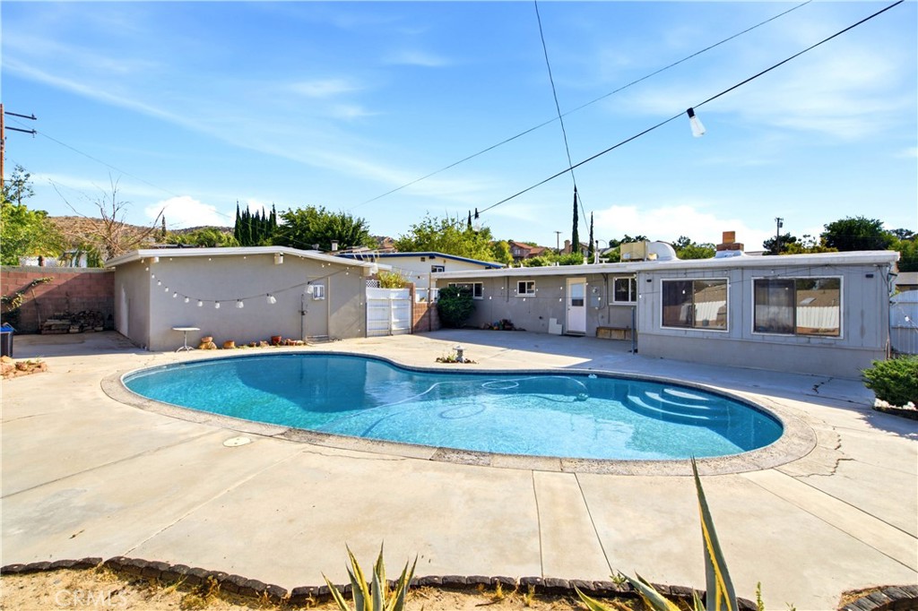 38664 Yucca Tree Property Photo 1