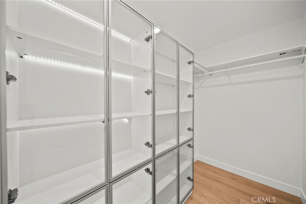7660 Radford Avenue Property Photo 20